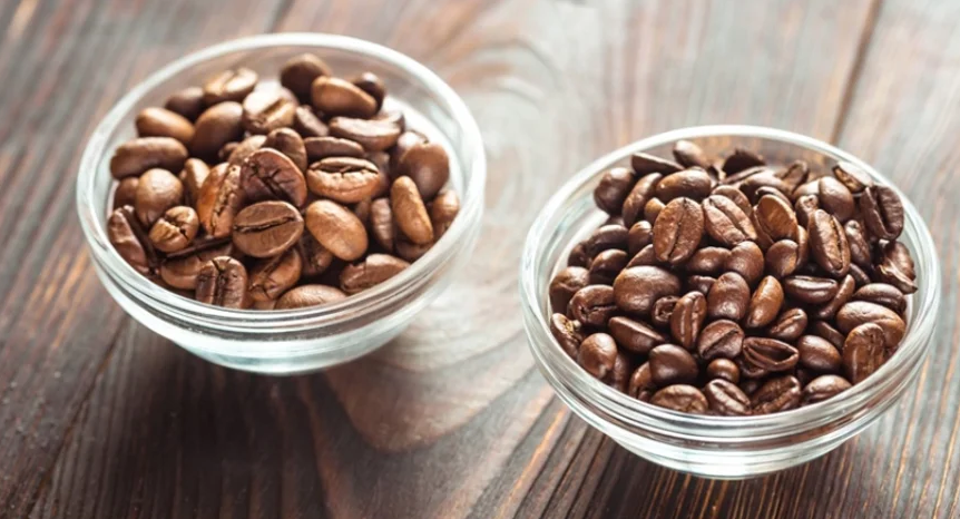 Kafeja Arabika gjithmonë opsioni më i mirë: Udhëzuesi i plotë për Arabika vs Robusta